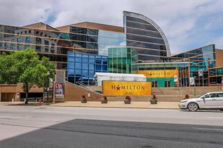 Stunning Nulu 1br Cozysuites 05
