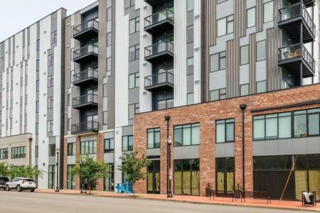 Stunning Nulu 1br Cozysuites 05 Apartment *